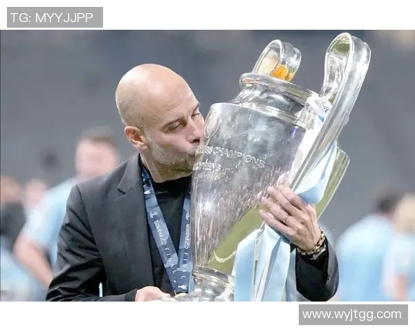 足球明星亲吻戒指的背后故事与荣耀时刻揭秘