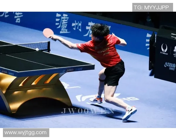 足球明星魅力四射的瞬间分享与养眼瞬间回顾